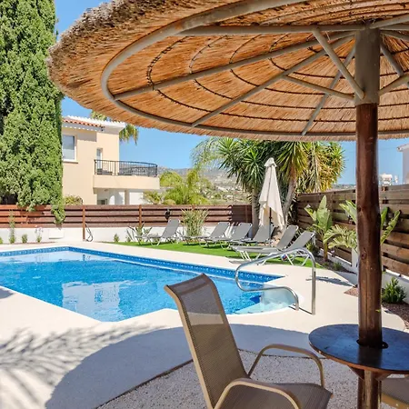 Ronika - Holidays In Coral Bay