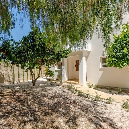 Villa Ronika - Holidays In Coral Bay Peyia