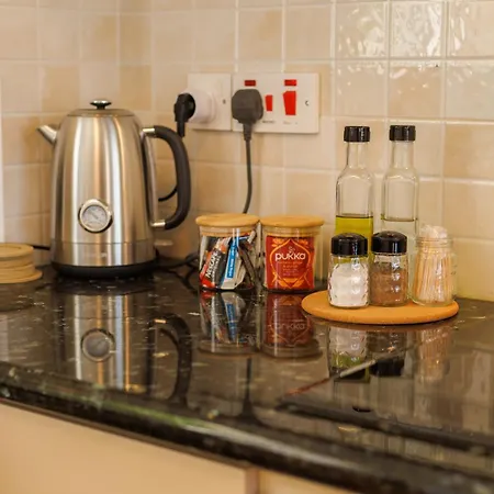 Ronika - Holidays In Coral Bay Peyia