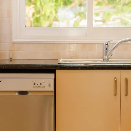 Ronika - Holidays In Coral Bay Peyia