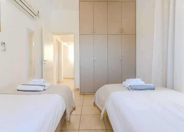 Ronika - Holidays In Coral Bay Pegeia