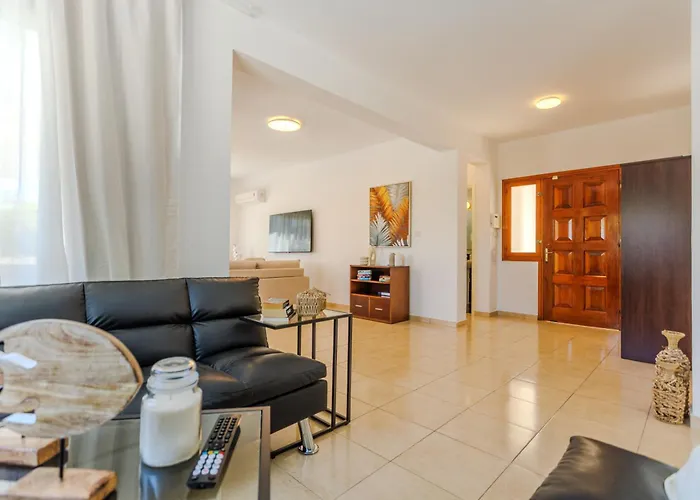 Vila Ronika - Holidays In Coral Bay Pegeia