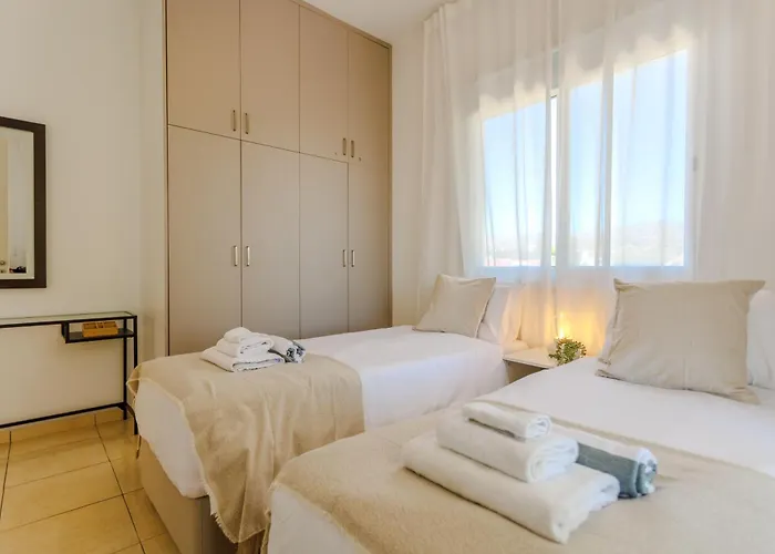 Vila Ronika - Holidays In Coral Bay Pegeia