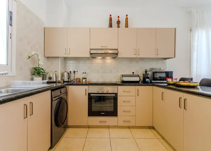 Vila Ronika - Holidays In Coral Bay *