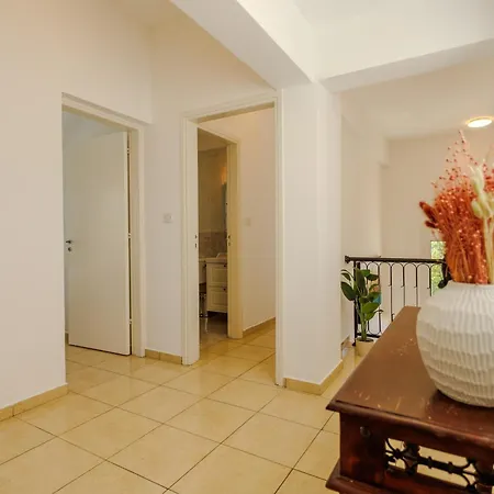 Villa Ronika - Holidays In Coral Bay Péjia