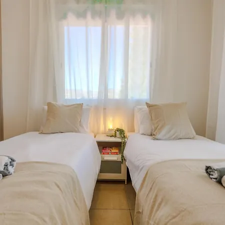 Ronika - Holidays In Coral Bay *