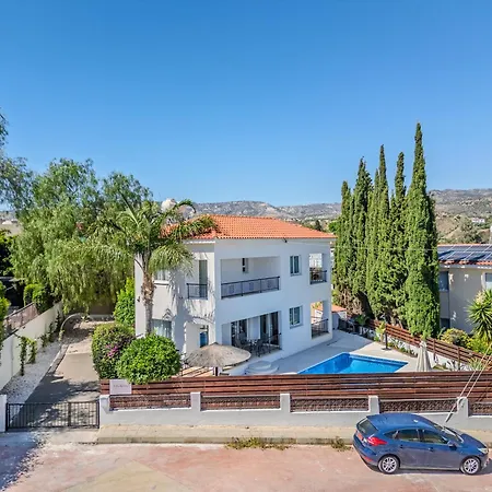 Ronika - Holidays In Coral Bay *