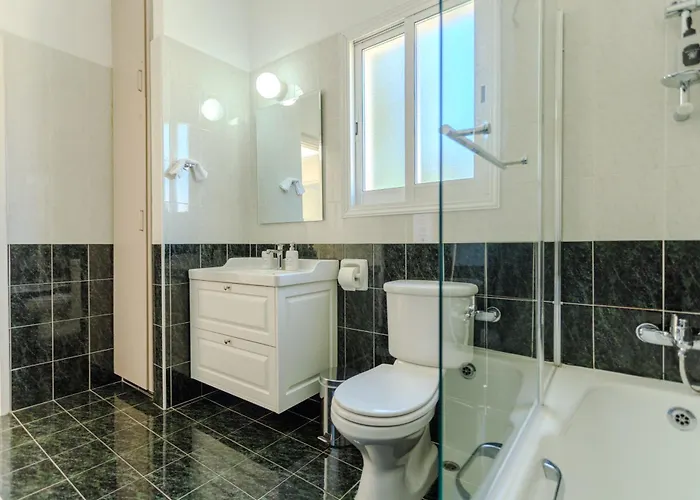 Ronika - Holidays In Coral Bay *